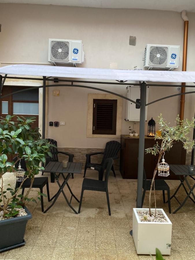 Il Cortiletto28 Rooms & House Syracuse Ngoại thất bức ảnh